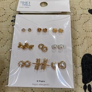 Time and Tru earring bundle (9). New unused.